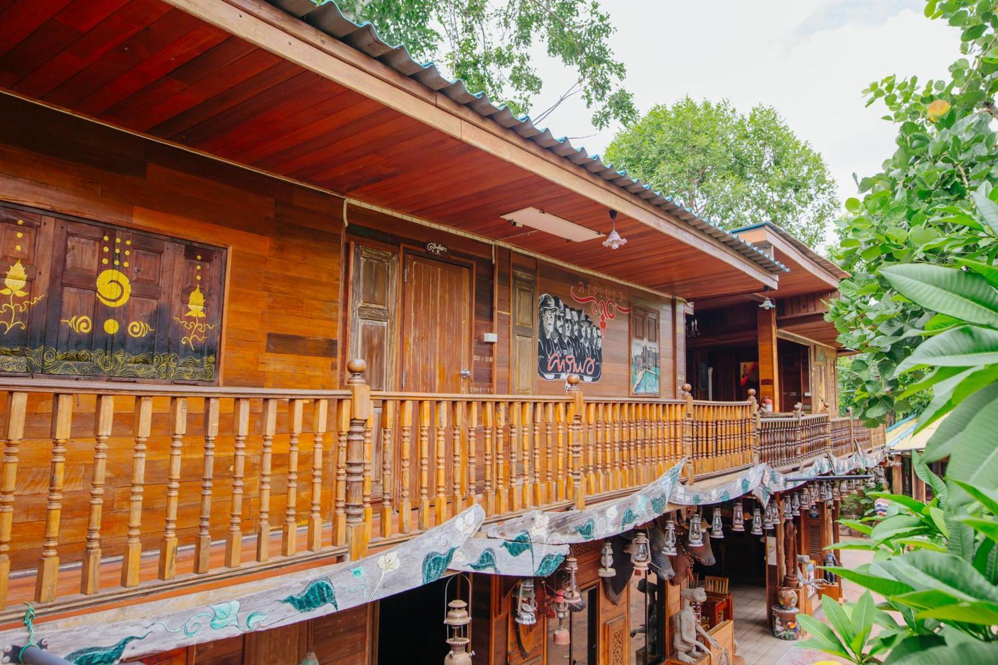 Klong Suan Plue Resort Пра Након Си Аютая Екстериор снимка