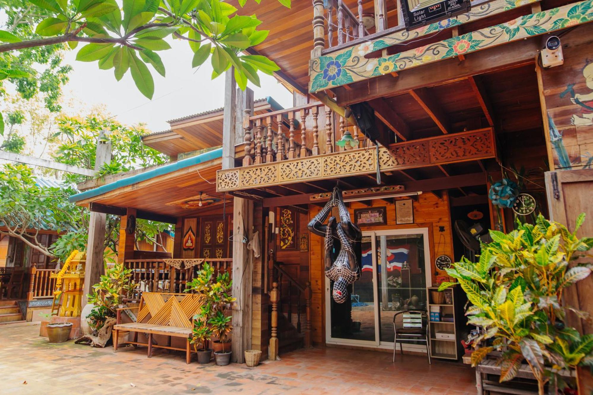Klong Suan Plue Resort Пра Након Си Аютая Екстериор снимка